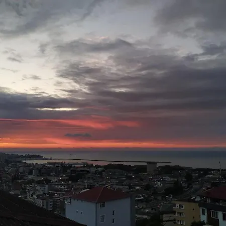 Daire Yapiform Vip Aparts With Sea View